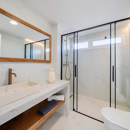 아파트 Albir Experience