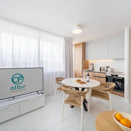 Albir Experience 아파트