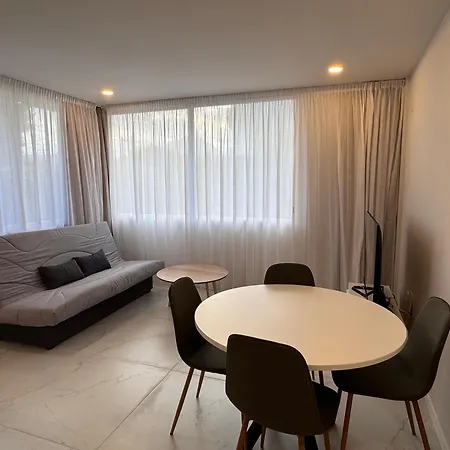 아파트 Albir Experience *